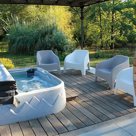 Le Chene Creux D'hotes 호텔