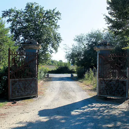 Hotel Le Chene Creux D'hotes 3*