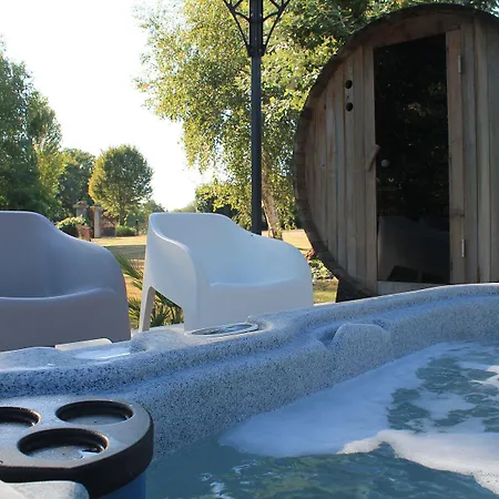 Le Chene Creux D'hotes 3*